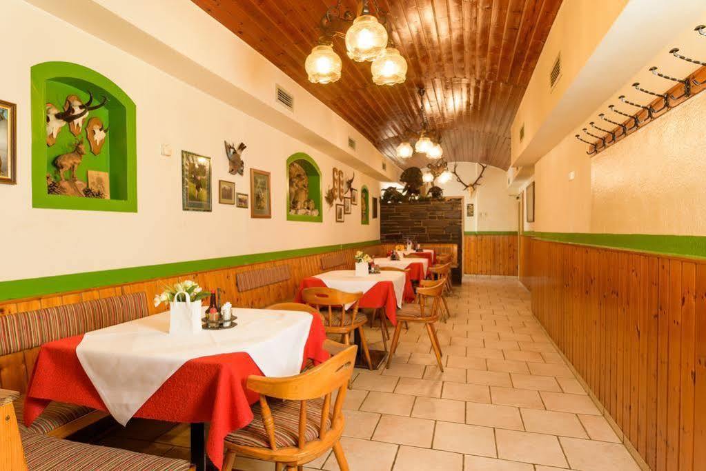 Fruehstueckspension Meyer, Familie Orthacker Graz Exterior foto